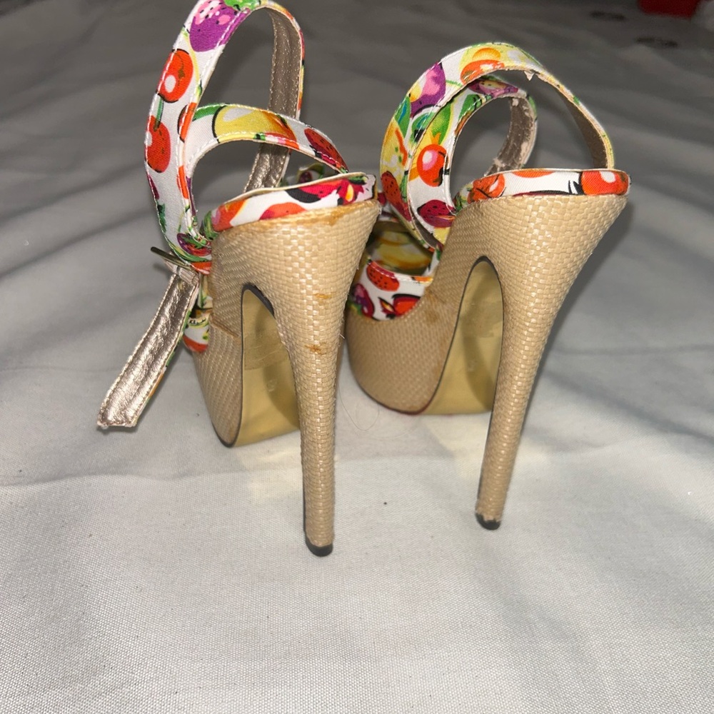 Colorful platform heels - Picture 3 of 6